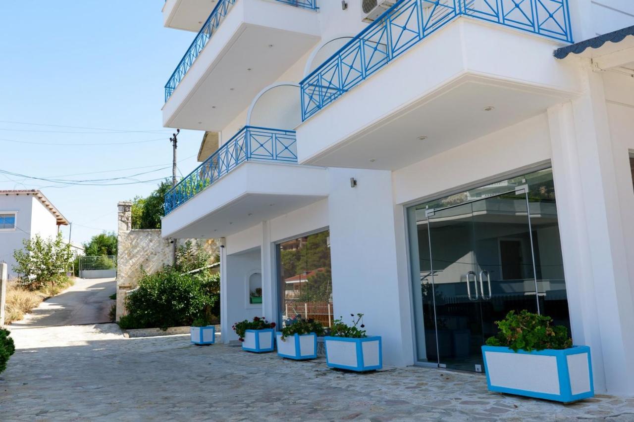 Miracle Apartments Saranda Ngoại thất bức ảnh