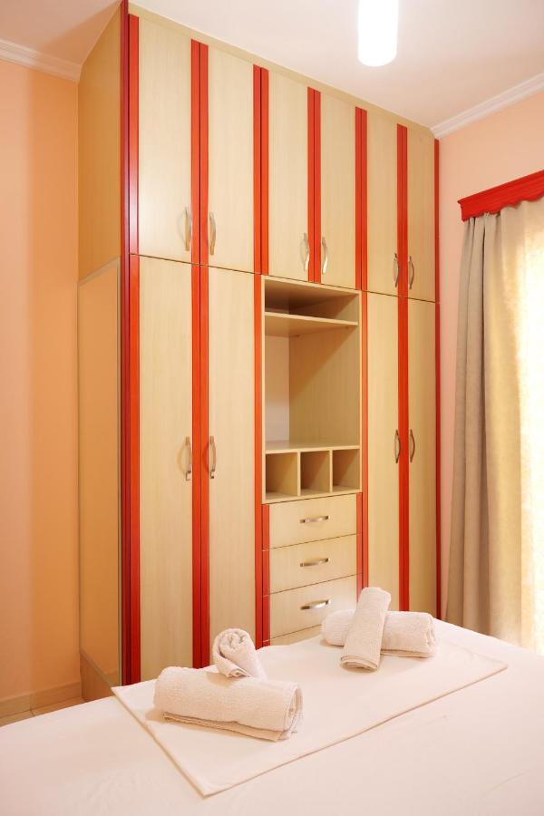 Miracle Apartments Saranda Ngoại thất bức ảnh