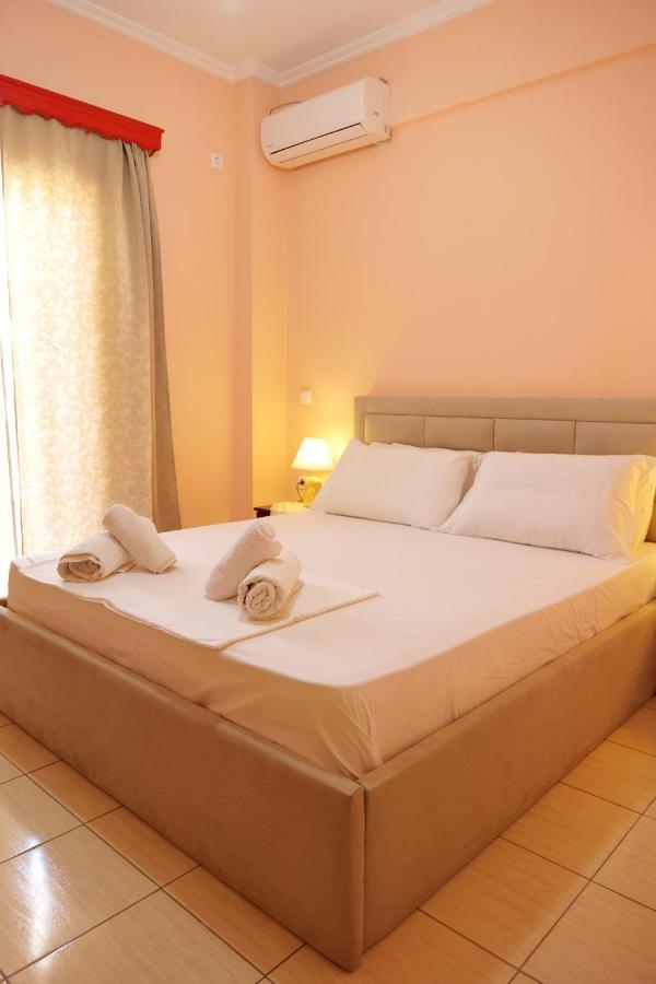 Miracle Apartments Saranda Ngoại thất bức ảnh